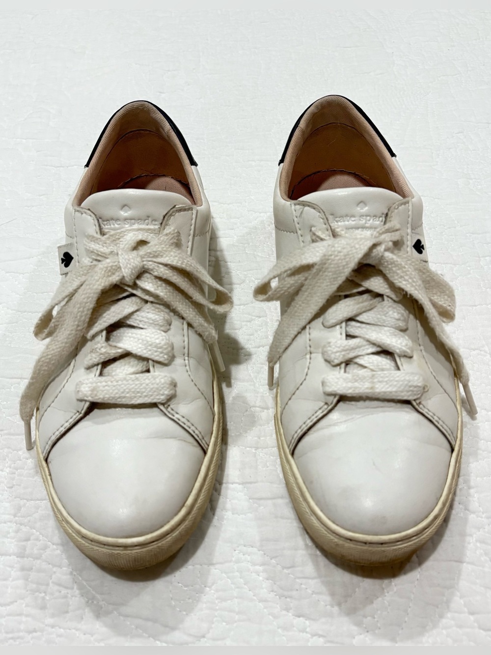 Kate Spade Robin Leather Sneakers Women’s 6US Lace Up White Designer Shoes Comfy
